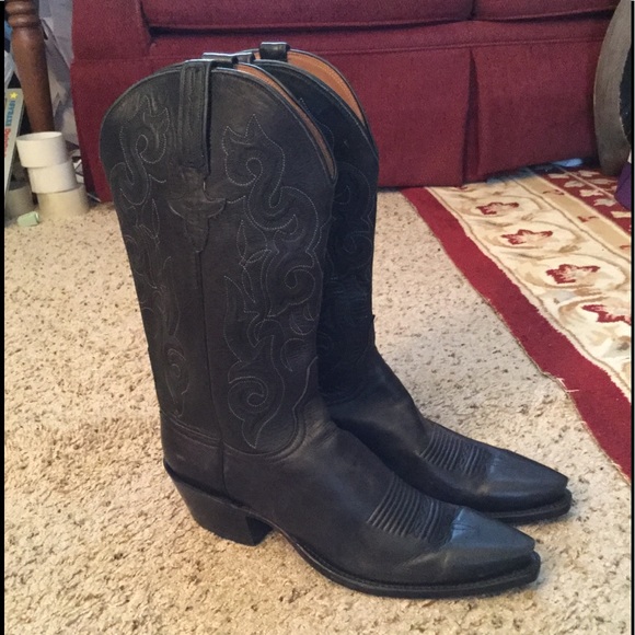 lucchese classics handmade